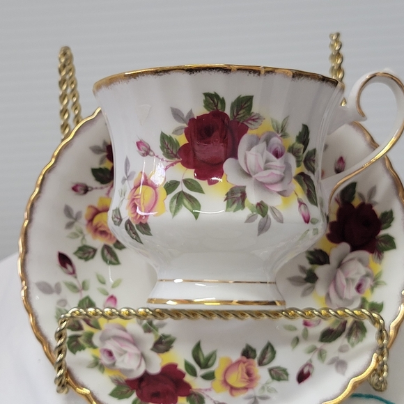 Vintage teacup and saucer  English Windsor. - Picture 3 of 7